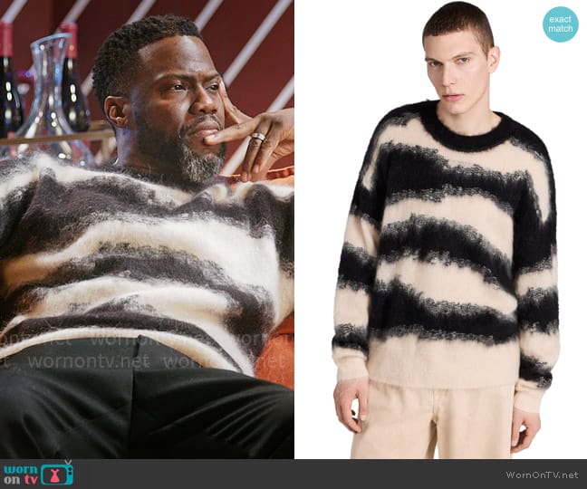 Kevin Hart’s fluffy striped sweater on Hart to Heart