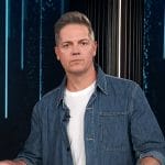 Jason Kennedy’s denim jacket on E! News