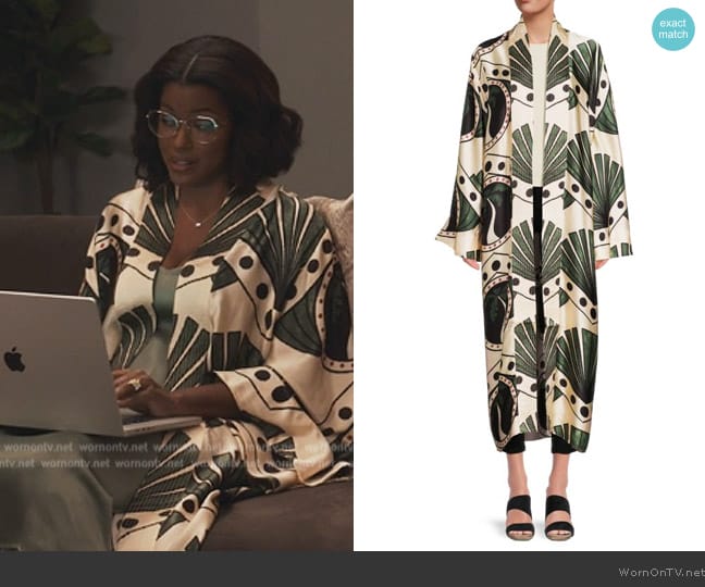 Johanna Ortiz Print Silk Kimono worn by Vivian Banks (Cassandra Freeman) on Bel-Air