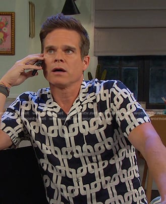 Leo's navy geometric print shirt on Days of our Lives