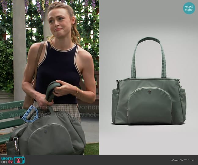 Lululemon New Parent Tote Bag 20L in Grey Eucalyptus/Trench worn by Claire Grace (Hayley Erin) on The Young and the Restless