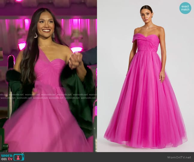 Mac Duggal One Side Off The Shoulder Bustier Ball Gown in Magenta worn by Jenn Tran on The Bachelorette