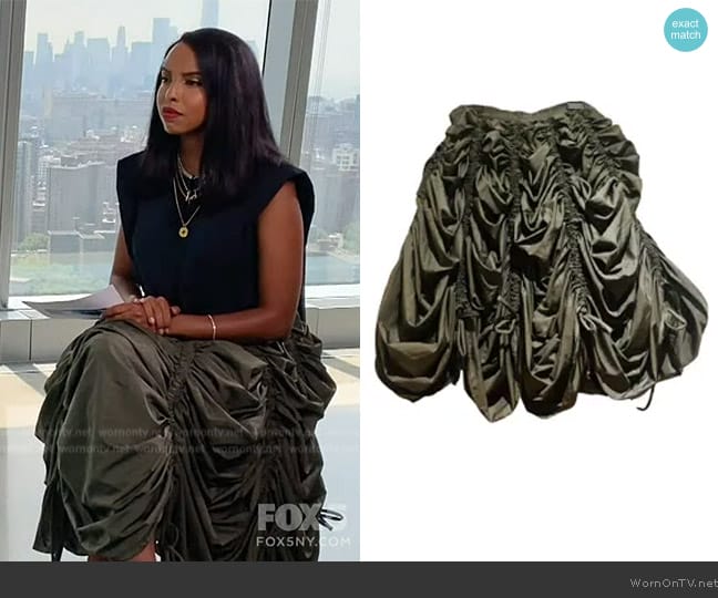 Norma Kamali Mid Length Skirt worn by Mona Kosar Abdi on Extra