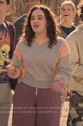 Samanta's gray two-tone sweatshirt on Cobra Kai