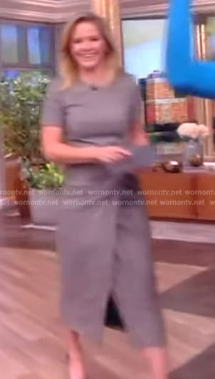 Sara’s gray wrap dress on The View