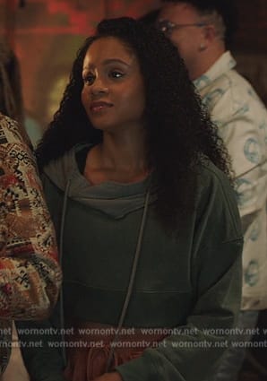 Simone’s green cropped hoodie on All American Homecoming