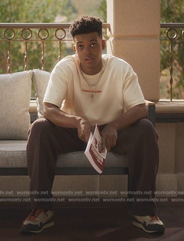 Will's shirt and sneakers on Bel-Air