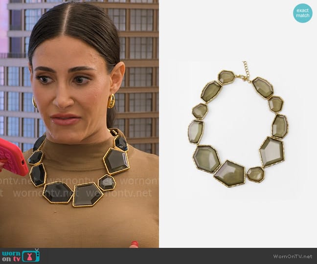 Zara Maxi Resin Necklace worn by Chloe Tucker Caine on Owning Manhattan