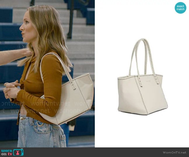 By Far Bar Box leather tote bag worn by Joanne (Kristen Bell) on Nobody Wants This