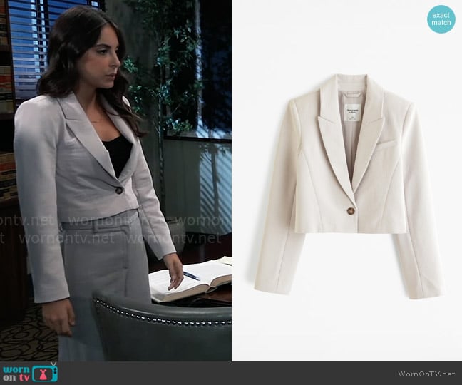 Abercrombie Premium Crepe Cropped Blazer in Light Taupe worn by Molly Lansing-Davis (Kristen Vaganos) on General Hospital