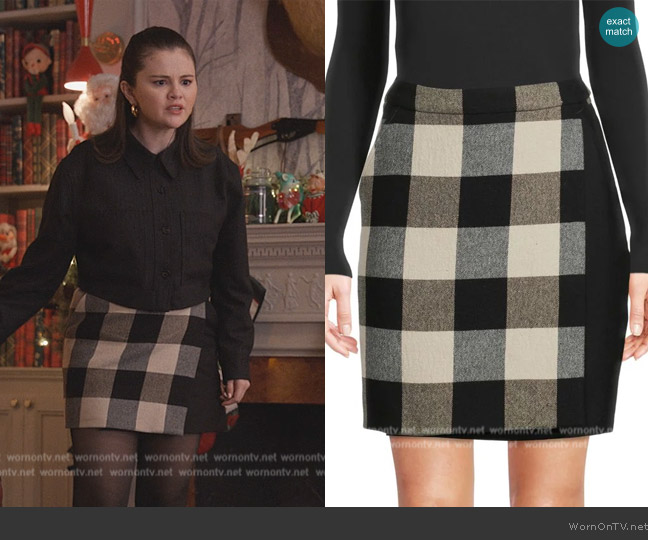 Akris Punto Plaid Wool Wrap Mini Skirt worn by Mabel Mora (Selena Gomez) on Only Murders in the Building