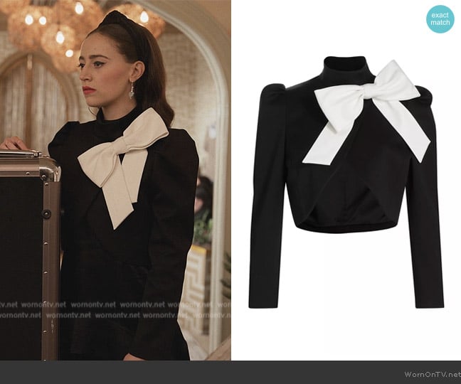 Alice + Olivia Addison Bow Crop Jacket worn by Tawny Brothers (Siena Werber) on Only Murders in the Building