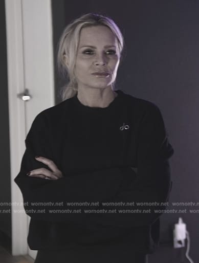 Tamra’s black alo sweatshirt on The Real Housewives of Orange County