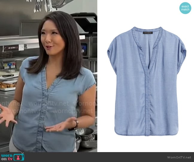 Banana Republic TENCEL™ Dolman-Sleeve Shirt worn by Nancy Chen on CBS Mornings