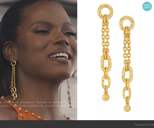 Ben Amun Hammered 24K Gold-Plated Chain Drop Earrings worn by Vivian Banks (Cassandra Freeman) on Bel-Air