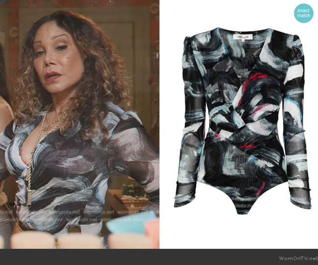 Diane von Furstenburg Costanza mesh bodysuit worn by Inez (Daphne Rubin-Vega) on Only Murders in the Building