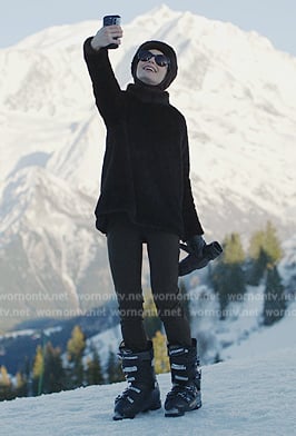 Emily's black ski boots on Emily in Paris