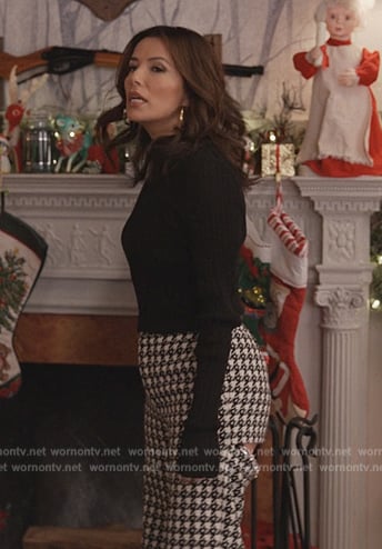 Eva’s houndstooth cutout pants on Only Murders in the Building