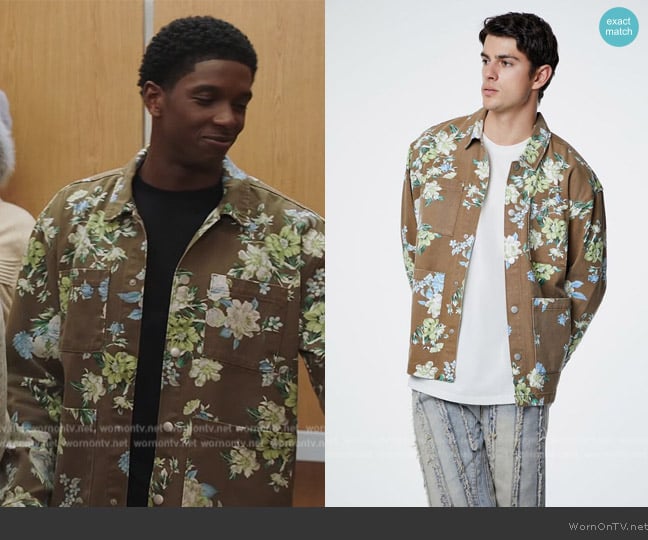 Forever 21 Floral Print Cargo Shacket worn by Orlando Johnson (Martin Bobb-Semple) on All American Homecoming