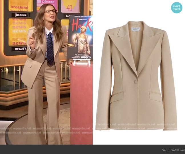 Gabriela Hearst Leiva Blazer in Khaki Sportswear Wool worn by Drew Barrymore on The Drew Barrymore Show