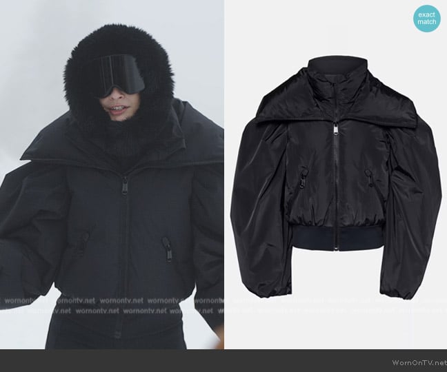 Goldbergh Vava Down Jacket worn by Camille (Camille Razat) on Emily in Paris