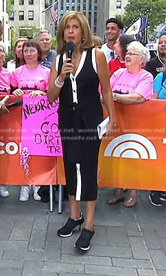 Hoda’s black sneaker heels on Today