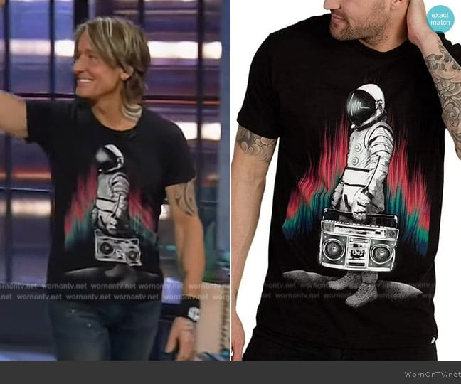 Into The Am AstroBlaster Graphic Tee worn by Keith Urban on The Kelly Clarkson Show