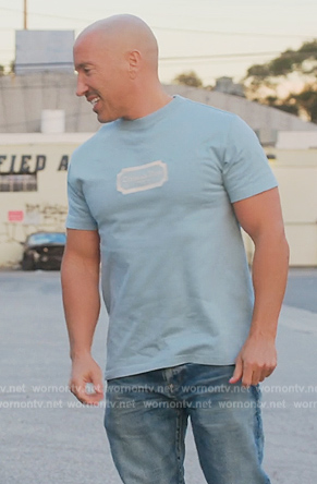 Jason's blue printed tee on Selling Sunset