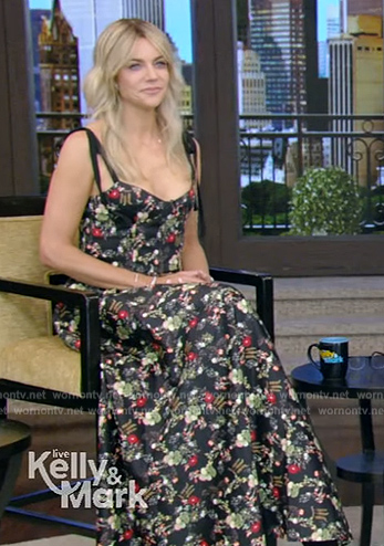 Kaitlin Olson’s black floral print top and skirt on Live with Kelly and Mark