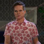 Leo’s pink floral shirt on Days of our Lives