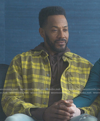 Lewis’s yellow plaid shirt jacket on Reasonable Doubt