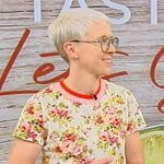 Lish Steiling’s floral print tee on Tamron Hall Show