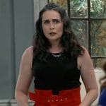 Lois’ red high waisted belted pants on General Hospital