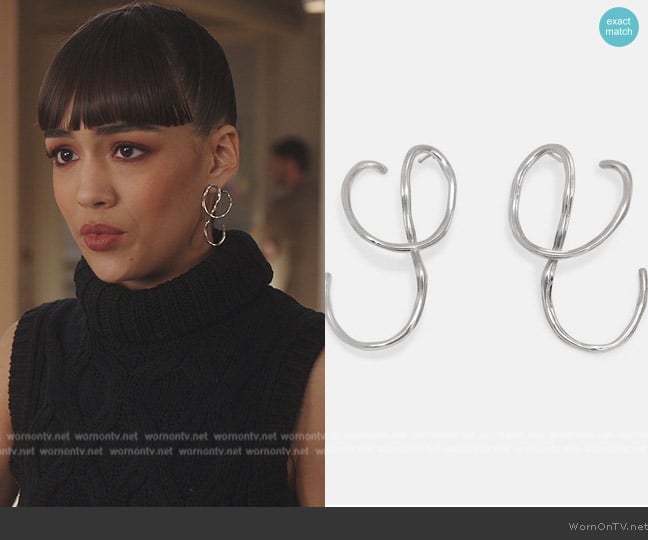 Mara Paris Aino Earrings worn by Geneviève (Thalia Besson) on Emily in Paris