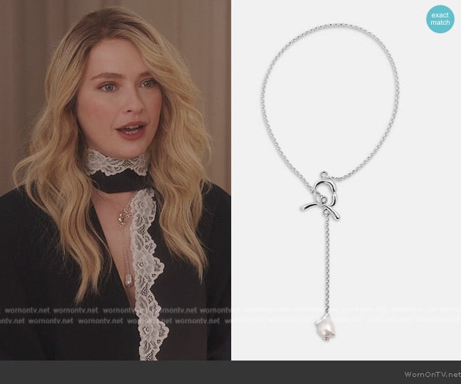 Mara Paris Toggle Chain Talisman Necklace worn by Camille (Camille Razat) on Emily in Paris