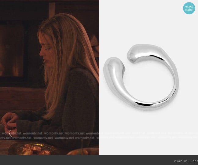 Mara Paris Open Hope Ring worn by Camille (Camille Razat) on Emily in Paris