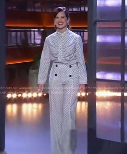 Melanie Zanetti’s circle print top and pants on The Kelly Clarkson Show