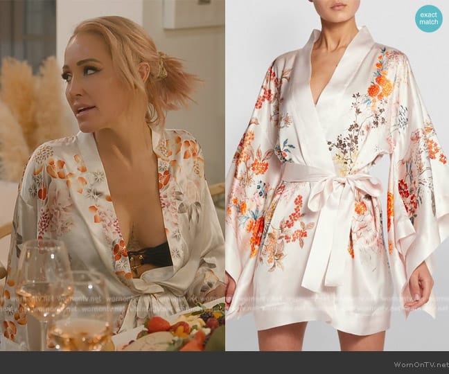 Meng Floral Silk Short Kimono worn by Mary Fitzgerald on Selling Sunset