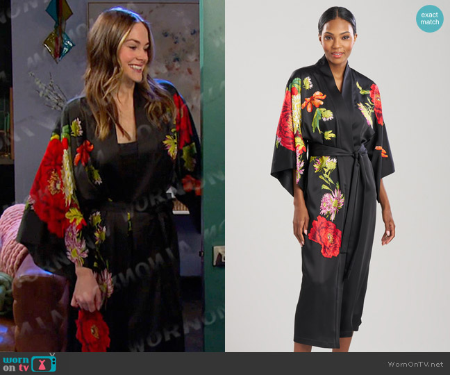 Natori Caterina Applique Robe worn by Stephanie Johnson (Abigail Klein) on Days of our Lives