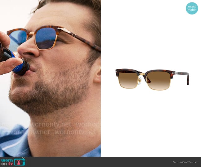 Thomas’s sunglasses on The Perfect Couple