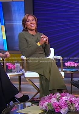 Robin's green floral knit sweater and wide-leg pants on Good Morning America