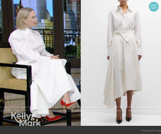 Salon 1884 Cassatt Button Down Poplin Shirt worn by Carrie Coon on Live with Kelly and Mark