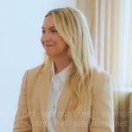 Savannah’s beige herringbone blazer on Owning Manhattan