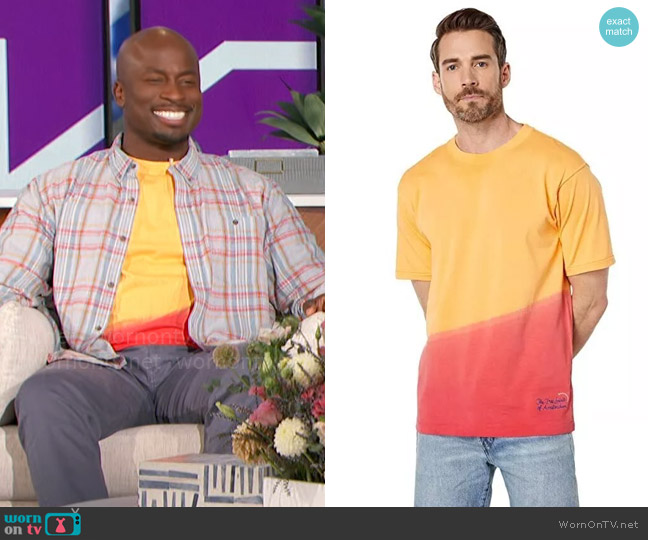 Scotch & Soda Dip Dye T-Shirt worn by Akbar Gbajabiamila on The Talk