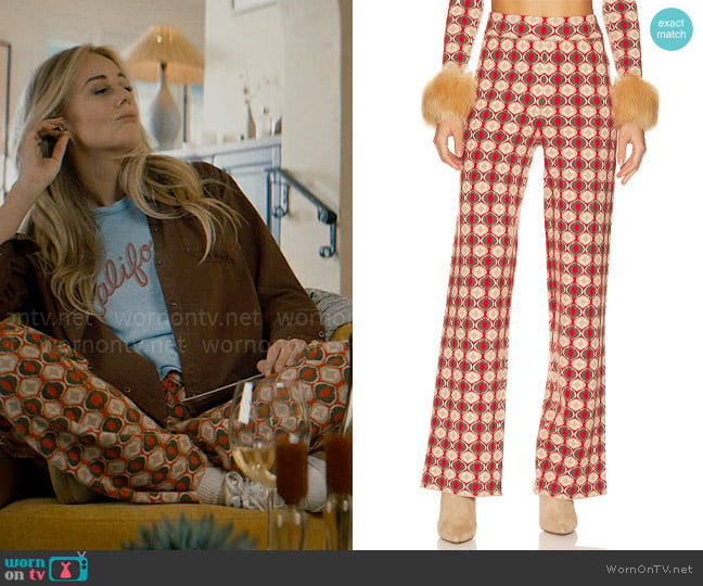 Show Me Your Mumu Zermatt Sweater Pant worn by Morgan (Justine Lupe) on Nobody Wants This