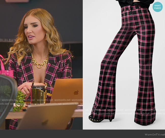 Smythe High-Waisted Wool Plaid Cuffed Trousers worn by Nicole Young on Selling Sunset