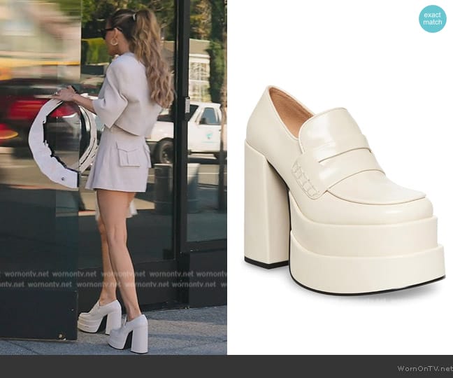 Steve Madden Catelyn Loafer worn by Chrishell Stause on Selling Sunset