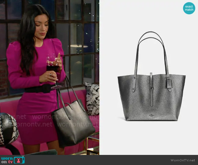 Coach Market Tote in Gunmetal worn by Audra Charles (Zuleyka Silver) on The Young and the Restless