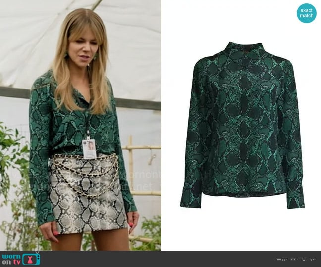 Kobi Halperin Brandy Snakeskin-Print Button-Down Silk Blouse in Ivy Multi worn by Morgan Gillory (Kaitlin Olson) on High Potential