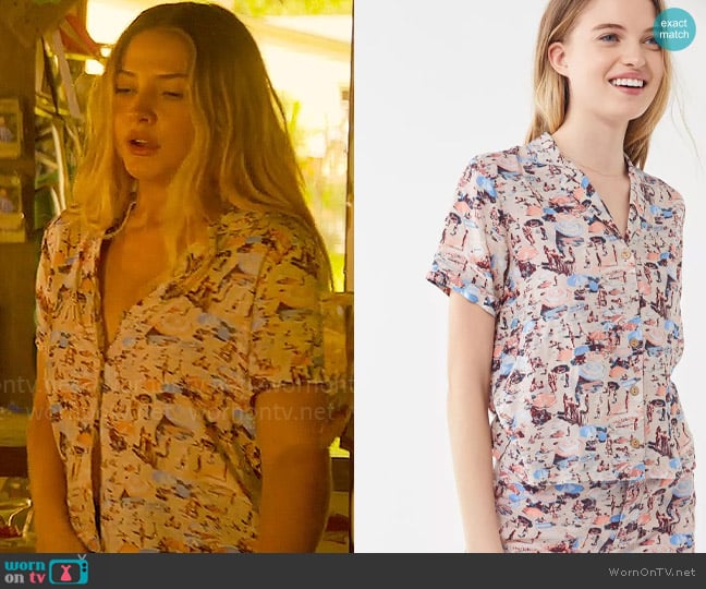 Urban Outfitters Beach Print Button-Down Shirt worn by Sarah Cameron (Madelyn Cline) on Outer Banks